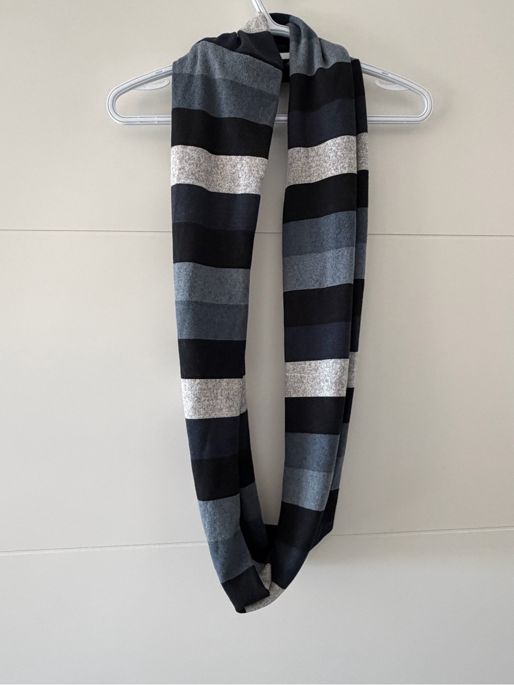 Cozy Striped Knit Infinity Scarf – Grey, Black & Navy Blue